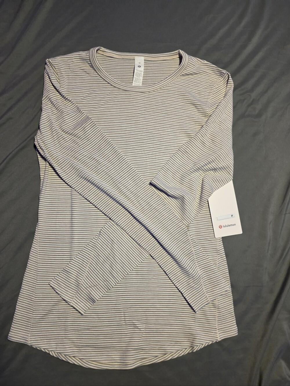 Lululemon Hold Tight Long Sleeve Sizes 10/14 New